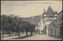 Belleville-sur-Saône. Château de Pizay.