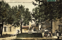 Le Bois-d'Oingt. Place de la chapelle.