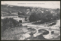 Lozanne. Le pont et vue générale du vieux bourg.