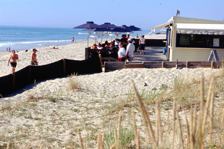 Scènes de vie (septembre 1999, septembre 2000, juin 2003, juillet 2004).