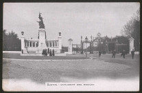 Lyon. Le monument des mobiles.