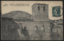 Saint-Cyr-au-Mont-d'Or. La vieille église et le Mont-Cindre.