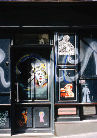 Graphs, tags et dessins.