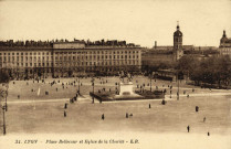 Lyon. Place Bellecour et église de la Charité.