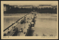 Lyon. Le pont et la place Morand.