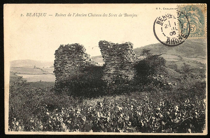 Beaujeu. Ruines de l'ancien château des Sires de Beaujeu.