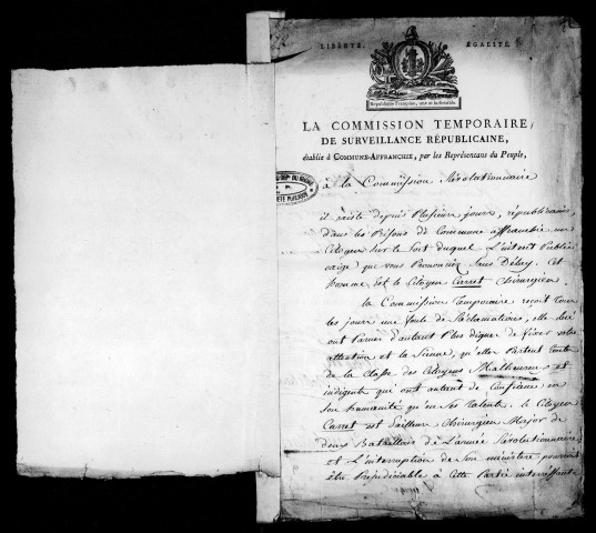 Dossiers n° 695-728.