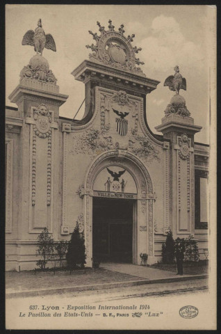 Le pavillon des Etats-Unis.