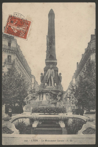 Lyon. Le monument de Carnot.