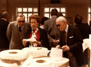 Premier plan, de gauche à droite : Roland FULCHIRON, Madame VALENTIN-SCHMITT, Henri COLLOMB.