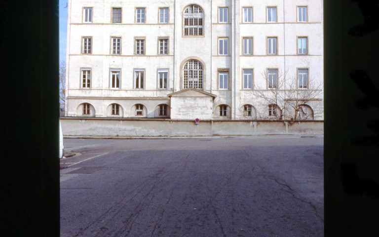 Architecture (août 2002, janvier-septembre 2003, mars 2004).