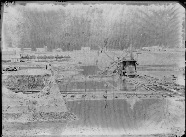 Canal de Jonage : fouilles de l'usine barrage au 15K780, côté la Balme (22 avril 1895).