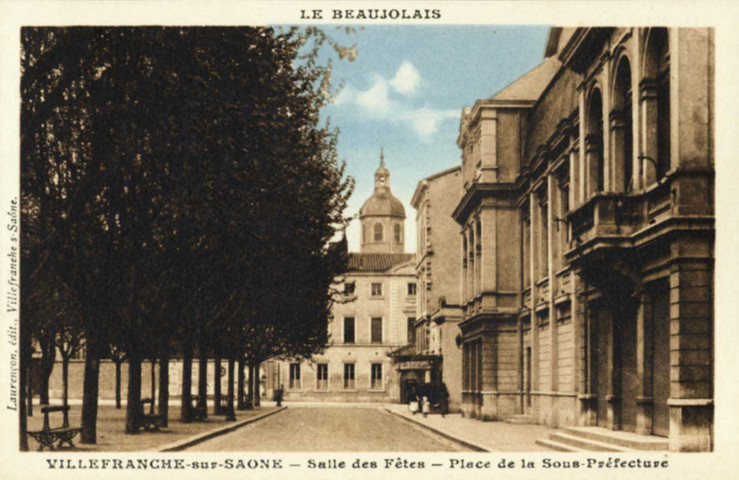 Villefranche-sur-Saône. Salle des Fêtes. Place de la Sous-Préfecture.