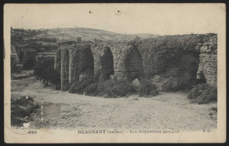 Beaunant. Les aqueducs romains.