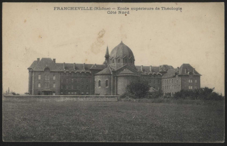 Francheville. Ecole supérieure de théologie, côté Nord.