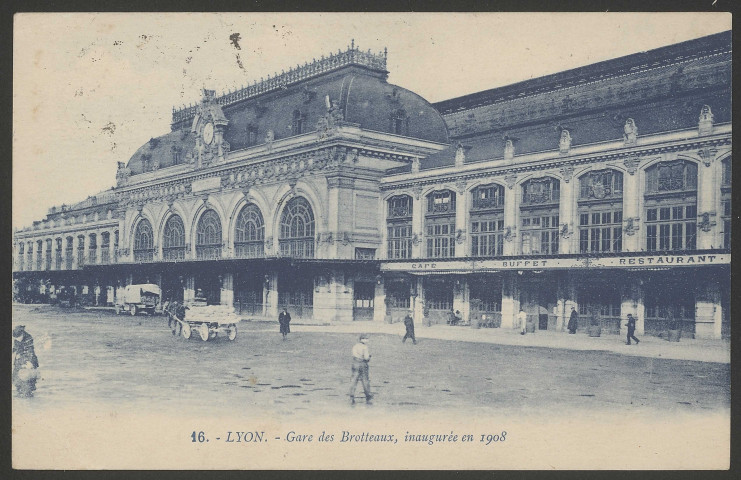 Lyon. Gare des Brotteaux, inaugurée en 1908.