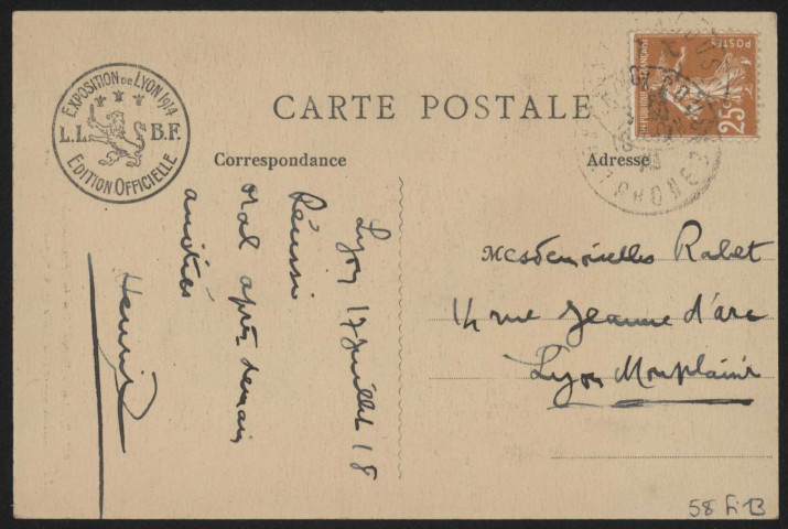 Le pavillon des Etats-Unis.