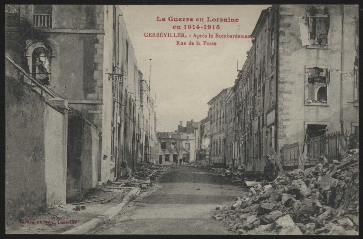 Après le bombardement, rue de la Poste.