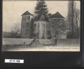 Vieux château de Bourcieu.