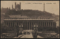 Lyon. Le palais de justice et Fourvière.