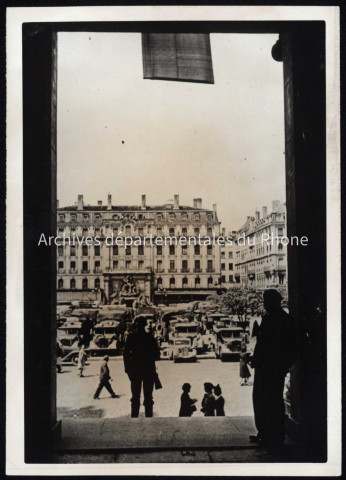 Depuis le perron de l'Hôtel de Ville.