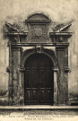 Lyon. Portail Renaissance de l'ancien palais abbatial d'Ainay - 15, rue Vaubecour.