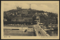 Lyon. Le pont de la Feuillée et Fourvière.