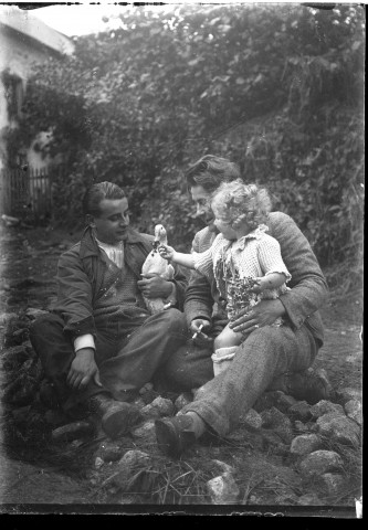 Henry Rifaux et son fils Olivier [1932].