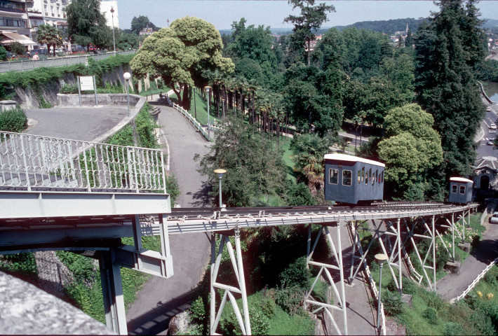 Pyrénées-Atlantiques. Pau (juin 1993).