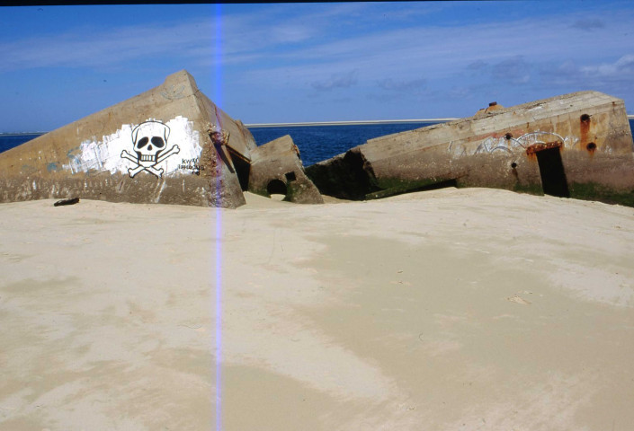 Bunkers (juillet 2004).