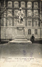 Lyon. Statue de Bernard de Jussieu.