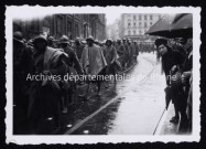 Vues d'ensemble de la file de soldats.