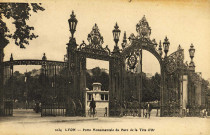 Lyon. Porte monumentale du parc de la Tête d'Or.