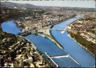 Lyon. Confluent du Rhône et de la Saône à la Mulatière.