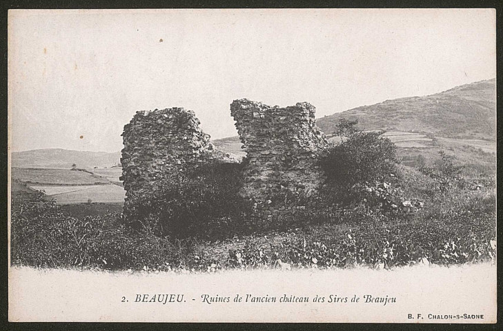 Beaujeu. Ruines de l'ancien château des Sires de Beaujeu.