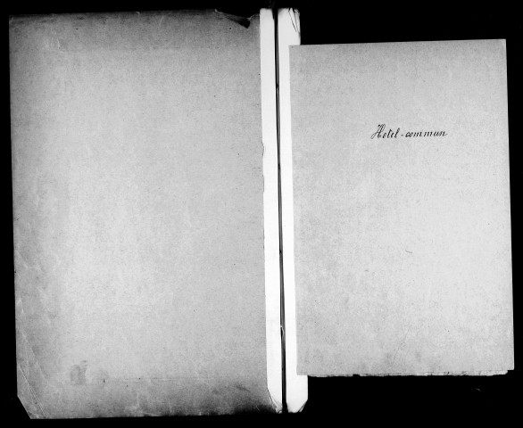 Listes des détenus à l'Hôtel Commun et dans diverses prisons de Lyon.