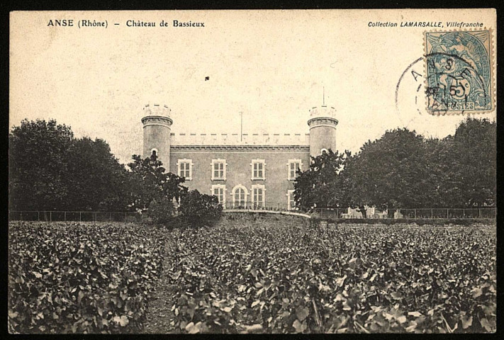 Anse. Château de Bassieux.