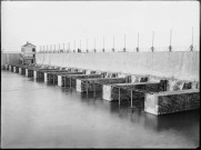 Canal de Jonage : ancien mur de garde au 5K575, vue d'aval (11 janvier 1899).