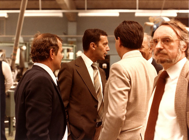 De gauche à droite: un homme inconnu, Michel BROSSET, Michel MERCIER, [Jean PALLUY] et Lucien DURAND.
