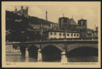 Lyon. Le pont Tilsitt et la colline de Fourvière.