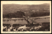 Givors. Pont suspendu sur le Rhône.