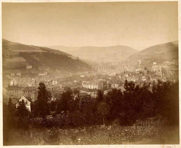 Vue d'ensemble de Tarare.