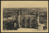 Lyon. La basilique de Fourvière et la ville.