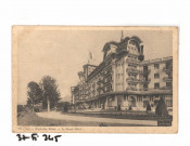 Le Royal Hôtel.