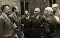 Prise de vue rapprochée, de gauche à droite : Jean CONDAMIN, Guy JARROSSON, M. CAUSERET,un homme non identifié, Philippe DANILO, Armand HAOUR.
