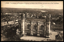 Lyon. Vue latérale de Fourvière et Confluent du Rhône et de la Saône, vue prise depuis la Tour métallique.