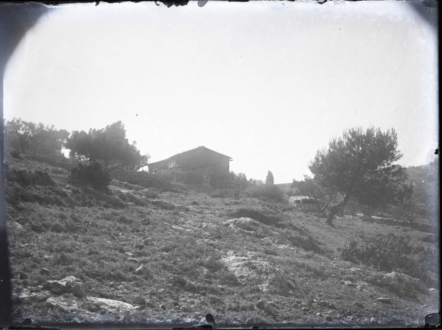 Paysages de l'arrière-pays provençal.