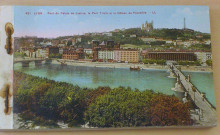 Lyon. Pont du Palais de Justice, le pont Tilsitt et le coteau de Fourvière.