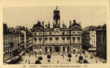 Lyon. L'Hôtel de Ville. Place des Terreaux.