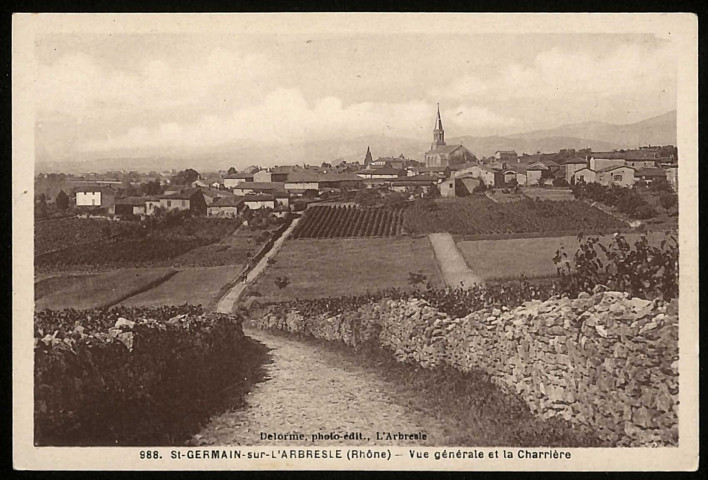Saint-Germain-sur-l'Arbresle - Vue générale et la charrière.